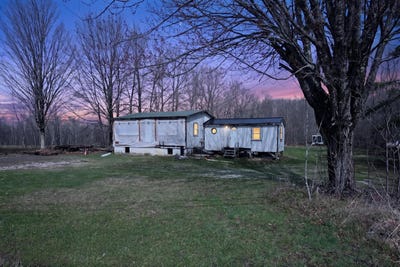 /international/us/401-canaan-road-pittsfield-me-110107401019/