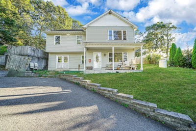 /international/us/97-locust-drive-rocky-point-ny-110103238447/