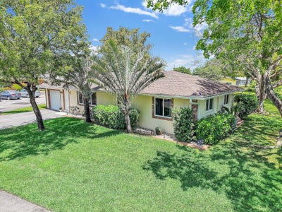 /international/us/432-sw-natura-avenue-deerfield-beach-fl-110107810652/