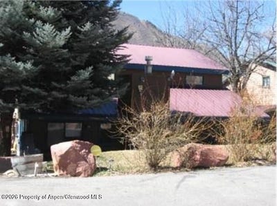 /international/us/2401-bennett-avenue-glenwood-springs-co-110108960460/