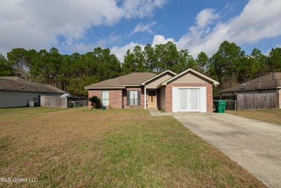 /international/us/630-edna-street-waveland-ms-110104555165/