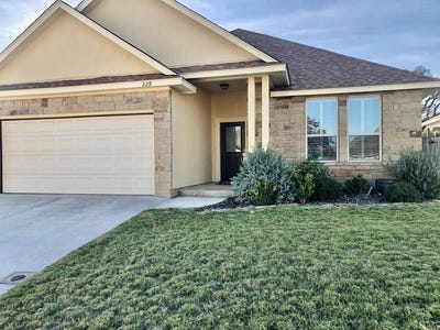 /international/us/229-riley-lane-fredericksburg-tx-110108129875/