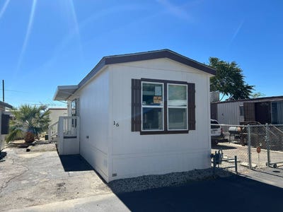 /international/us/1490-east-6th-street-beaumont-ca-110102898431/