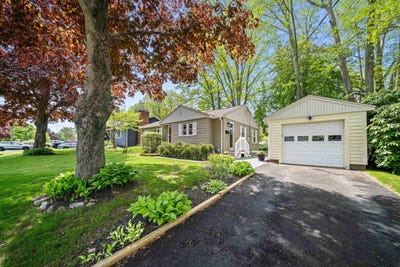 /international/us/30-sheffield-road-portsmouth-nh-110108497407/
