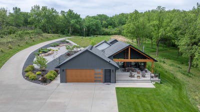 /international/us/4800-boulevard-drive-sioux-city-ia-110108356676/