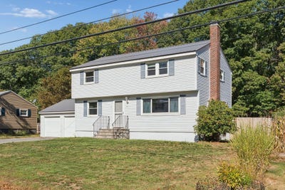 /international/us/22-peary-drive-brunswick-me-110110356844/