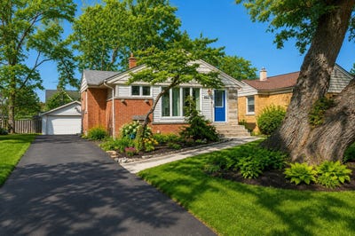 /international/us/882-hillside-avenue-glen-ellyn-il-110108341339/