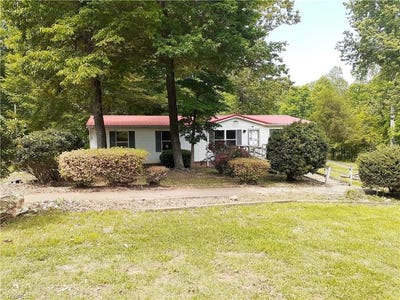 /international/us/142-hope-lane-mocksville-nc-110108021261/