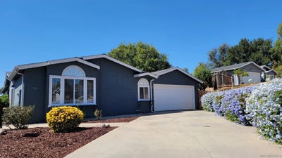 /international/us/15935-spring-oaks-rd-el-cajon-ca-110108932983/