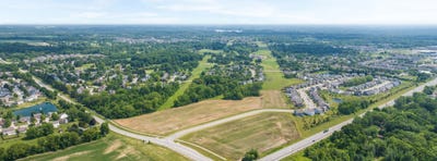 /international/us/17701-remy-road-noblesville-in-110097627372/