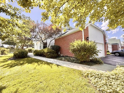 /international/us/110-pembroke-circle-lake-bluff-il-110108775460/