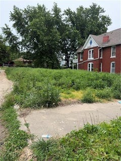 /international/us/3216-smart-avenue-kansas-city-mo-110108332732/