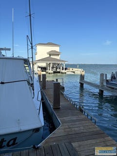 /international/us/191-isabella-point-dr-port-isabel-tx-110119754247/