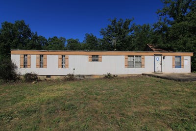 /international/us/3685-midway-rd-gretna-va-110109041619/