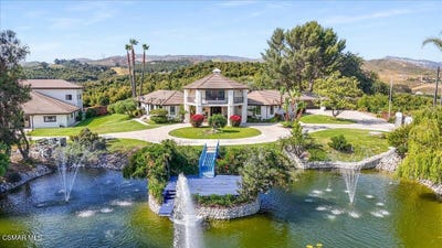 /international/us/8445-roseland-avenue-moorpark-ca-110100121168/