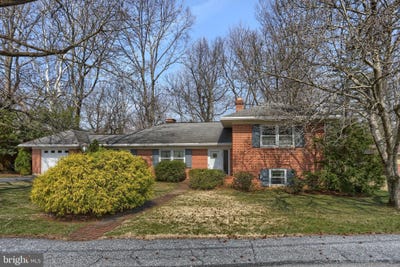 /international/us/359-e-granada-avenue-hershey-pa-110107076049/