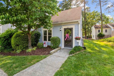 /international/us/5613-split-oak-way-raleigh-nc-110087991152/