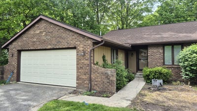 /international/us/11325-whispering-creek-drive-allendale-mi-110108343659/