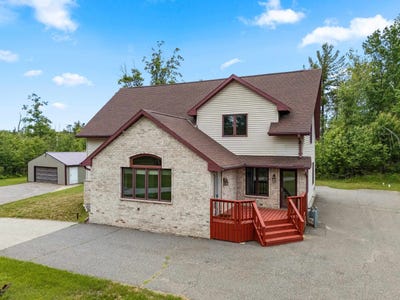 /international/us/16960-markusen-lane-mountain-wi-110108965429/