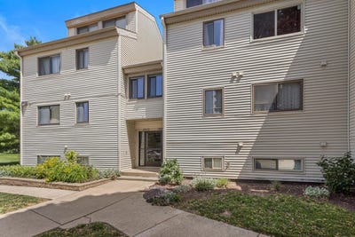 /international/us/1921-melrose-drive-champaign-il-110109212421/