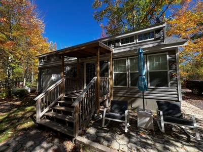 /international/us/e9-lot-78-pathfinder-village-hinckley-mn-110110390251/