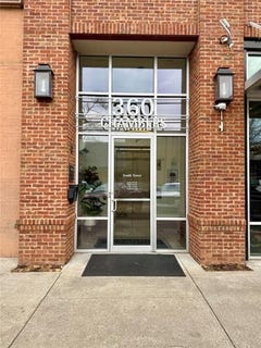 /international/us/360-chambers-155-woodstock-ga-110106122158/