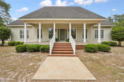 /international/us/315-martin-street-folkston-ga-110107987422/
