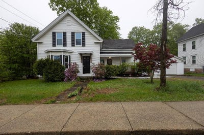 /international/us/23-highland-st-townsend-ma-110101218823/