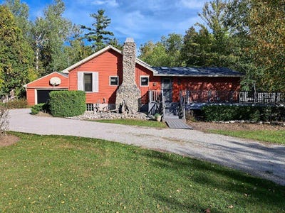 /international/us/720-n-duluth-ave-sturgeon-bay-wi-110120512593/