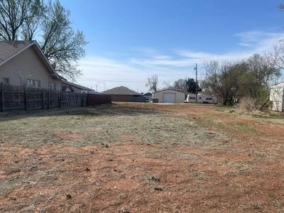 /international/us/406-w-tom-stafford-street-weatherford-ok-110104974833/