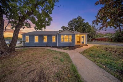 /international/us/610-n-shawnee-street-ennis-tx-110120550912/