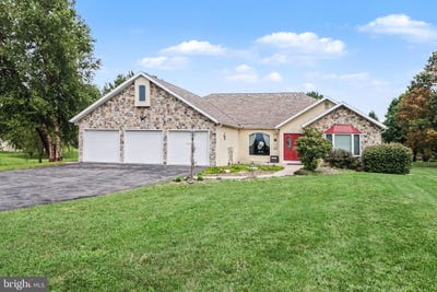 /international/us/837-york-road-carlisle-pa-110110255085/