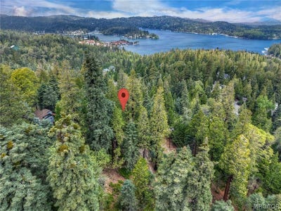 /international/us/stonehill-drive-lake-arrowhead-ca-110107681298/
