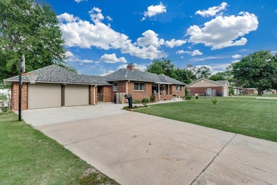 /international/us/110-s-tyler-wichita-ks-110108549518/