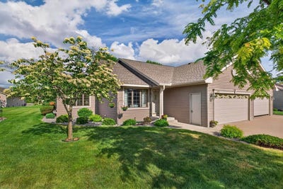 /international/us/4121-15th-place-south-wisconsin-rapids-wi-110108735197/