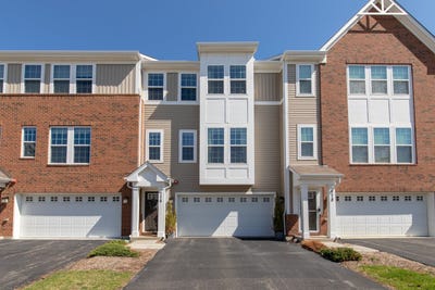 /international/us/776-rockwell-lane-des-plaines-il-110107165736/