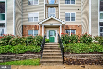 /international/us/6506-home-water-way-glen-burnie-md-110108392785/