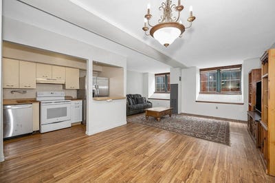 /international/us/200-market-st-lowell-ma-110106310902/
