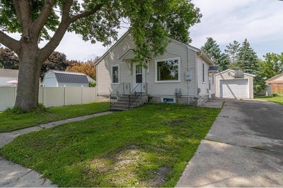 /international/us/509-8th-avenue-se-waseca-mn-110100045648/