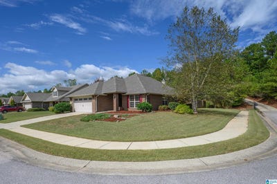 /international/us/400-river-crest-drive-helena-al-110120133498/