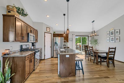 /international/us/1802-perennial-lane-ne-sauk-rapids-mn-110108542594/