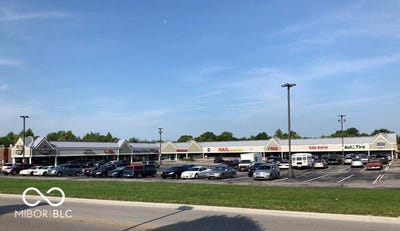 /international/us/3115-meridian-parke-drive-greenwood-in-110107784233/