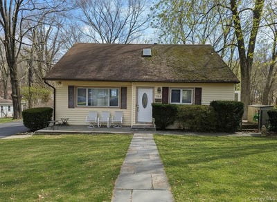 /international/us/863-north-street-peekskill-ny-110107224991/