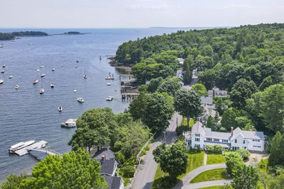 /international/us/48-sea-street-rockport-me-110106070439/