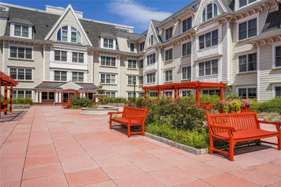 /international/us/225-stanley-avenue-mamaroneck-ny-110107848384/