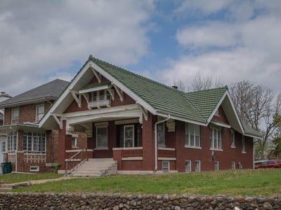 /international/us/523-w-logan-st-moberly-mo-110107280676/