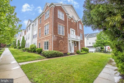 /international/us/14741-potomac-branch-drive-woodbridge-va-110109052339/