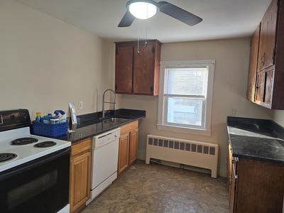 /international/us/79-wilson-ave-framingham-ma-110108873014/