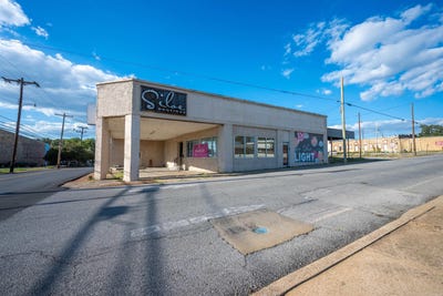 /international/us/181-s-central-avenue-batesville-ar-110102621906/