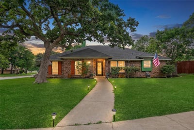 /international/us/2108-oakmeadow-place-bedford-tx-110107745983/
